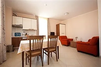Piranesi Hotel 3*
