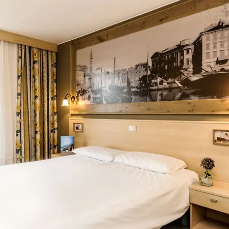 Piranesi Hotel